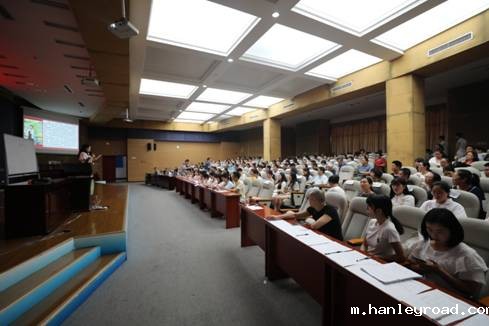 C:\Documents and Settings\Administrator\桌面\226A1553.JPG